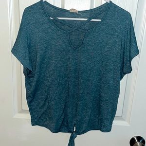 Caution to the wind blue cross over front tie knot size M